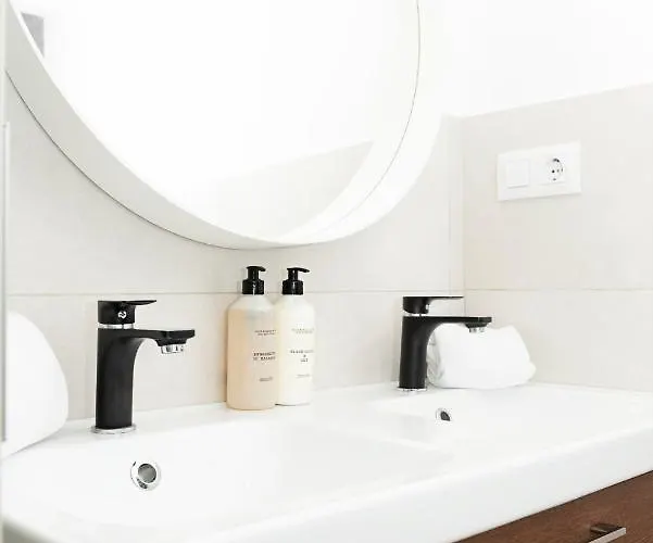 Veaco With Jacuzzi And Private Pool فيلة