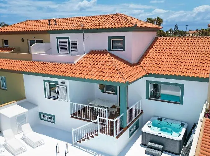 فيلة Veaco With Jacuzzi And Private Pool